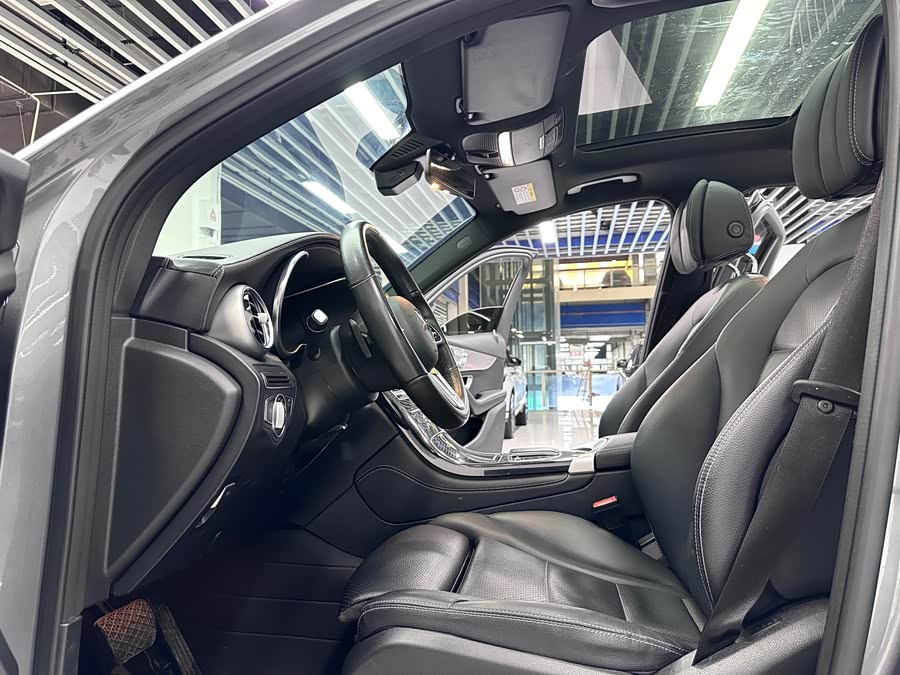 Mercedes-Benz GLC 2021