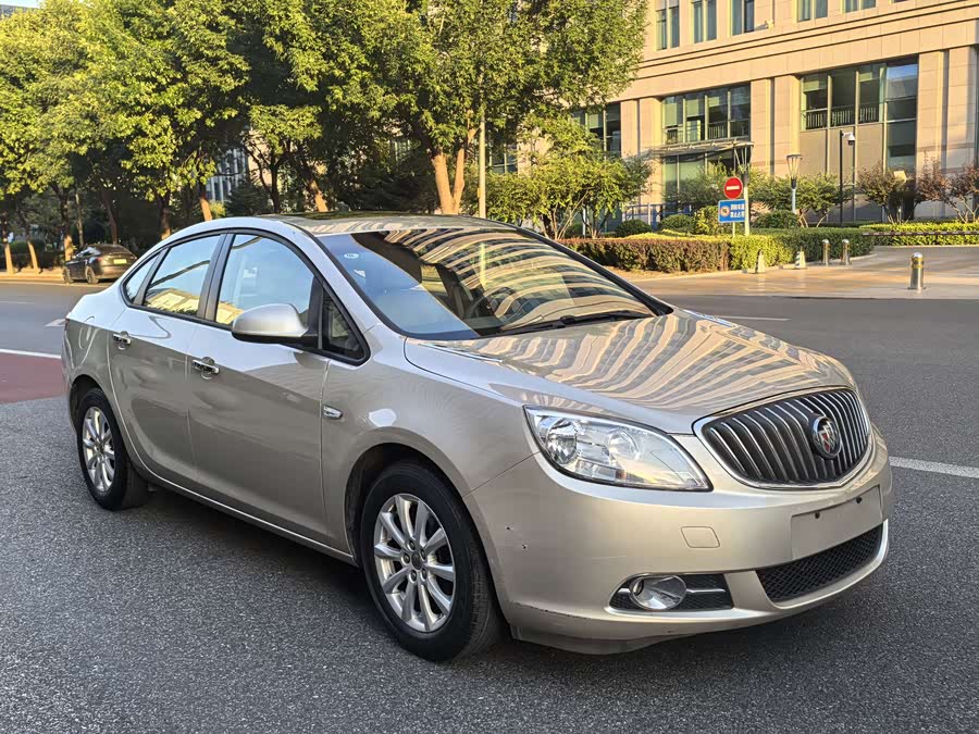 Buick Excelle 2013