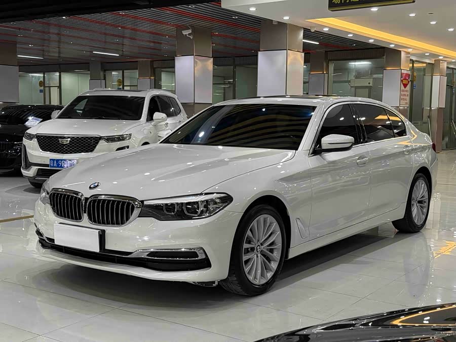 BMW 5 Series 2019