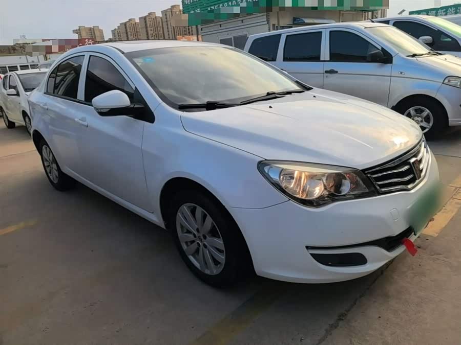 Roewe 350 2015