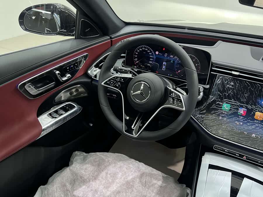 Mercedes-Benz E-Class 2024