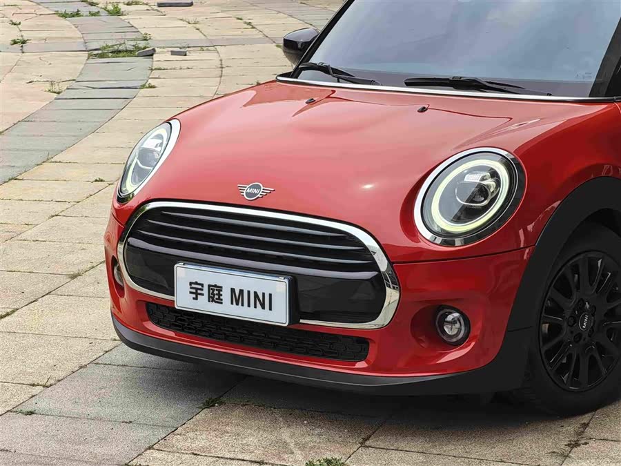 MINI MINI 2020