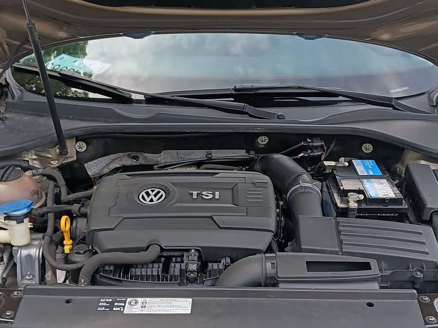 Volkswagen Passat 2017 — фото 13