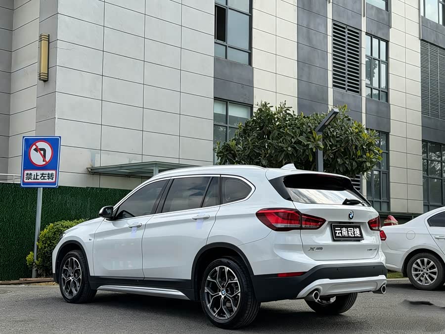 BMW X1 2022 — фото 9