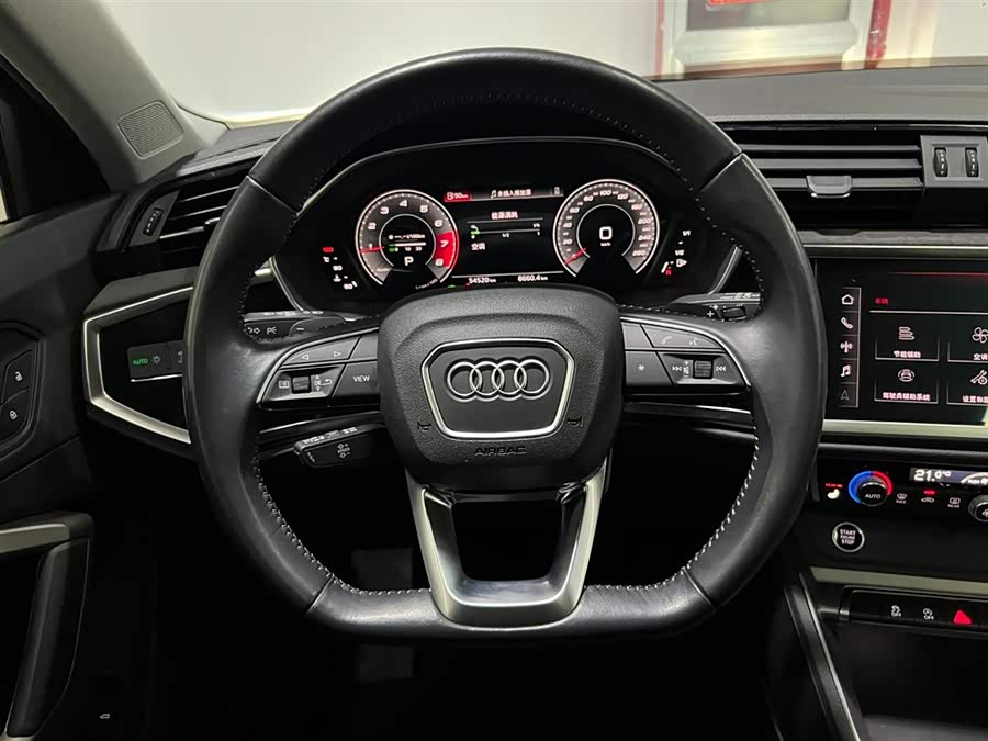 Audi Q3 2022 — фото 15