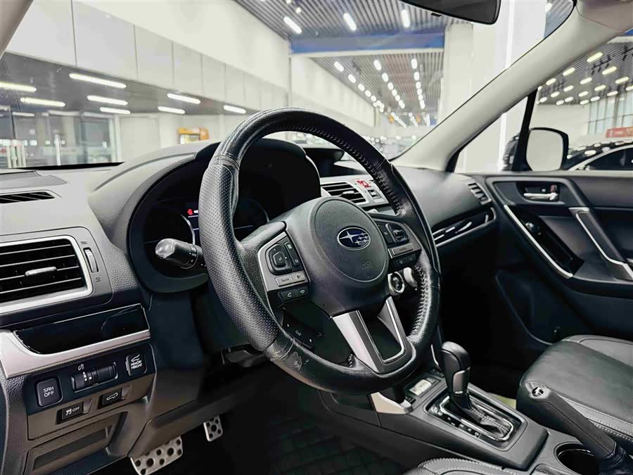 Subaru Forester 2016 — фото 13