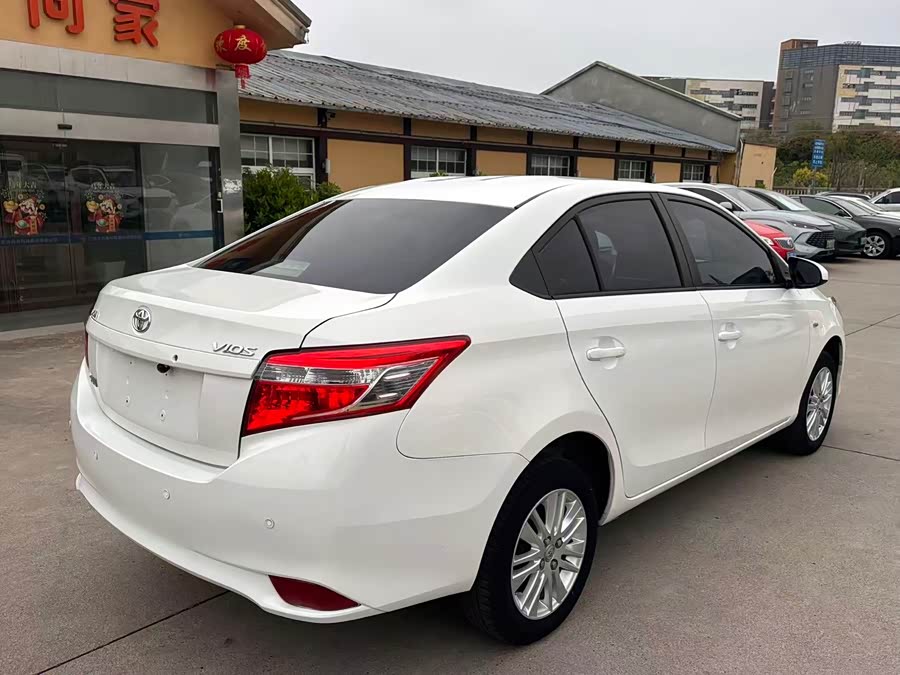 Toyota Vios 2016 — фото 9