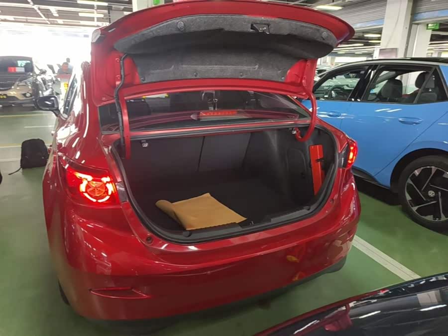 Mazda 3 Angkesela 2017 — фото 19