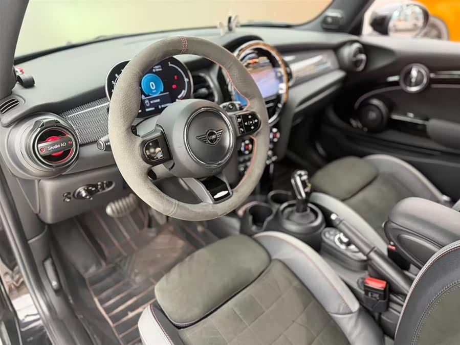 MINI MINI 2021
