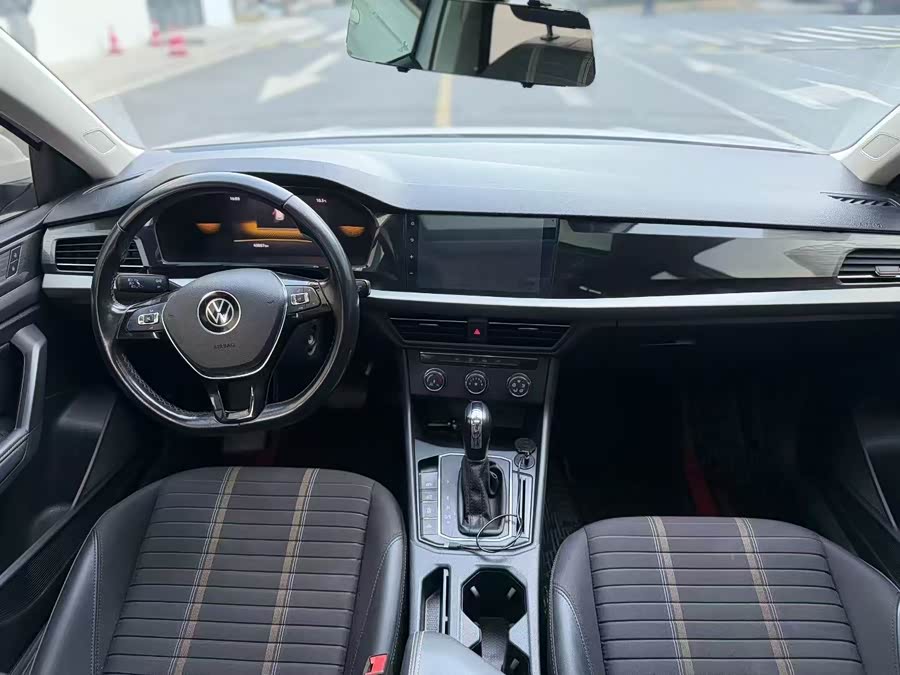 Volkswagen Lavida 2022