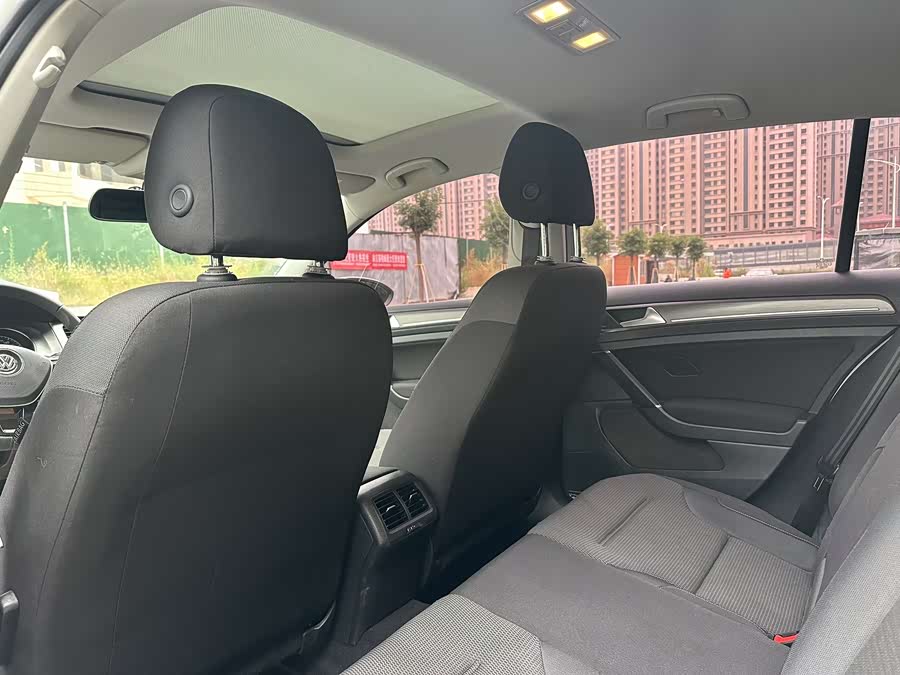 Volkswagen Golf 2015