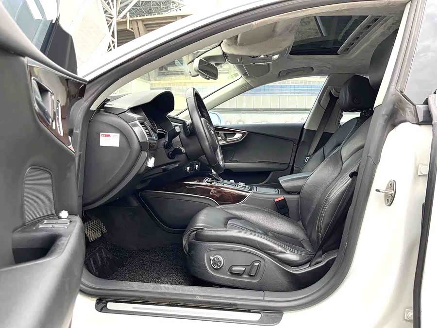 Audi A7 2012