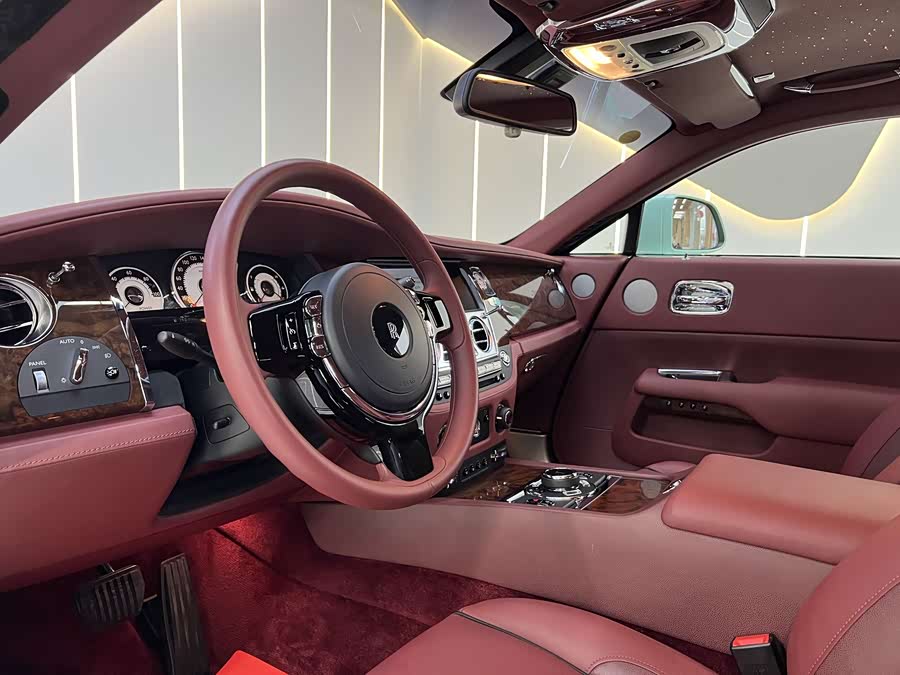 Rolls-Royce Phantom 2013 — фото 18