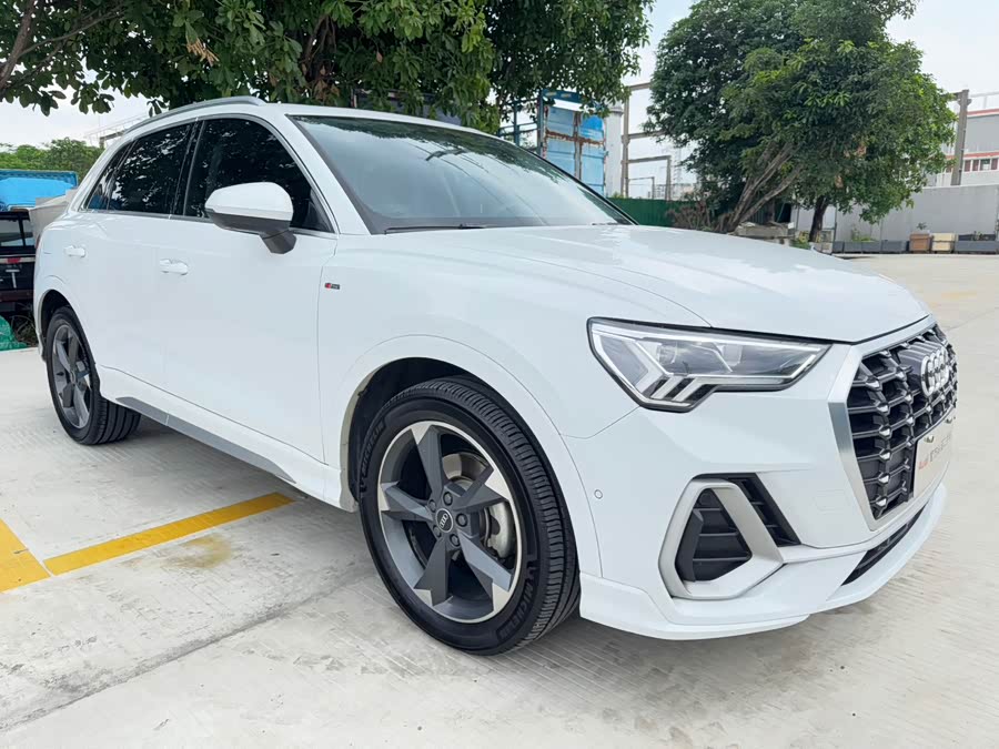 Audi Q3 2022