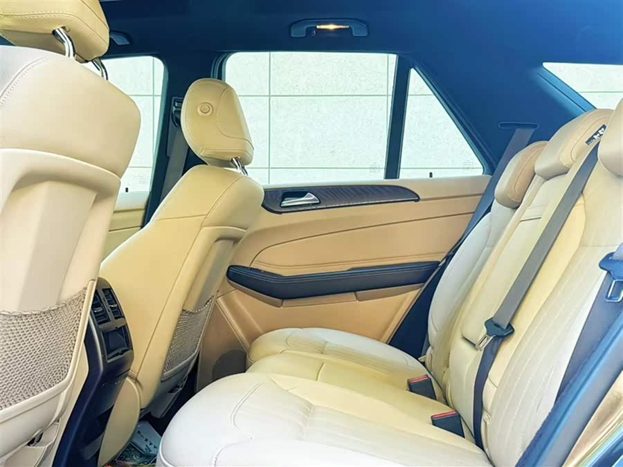 Mercedes-Benz GLE 2016 — фото 24