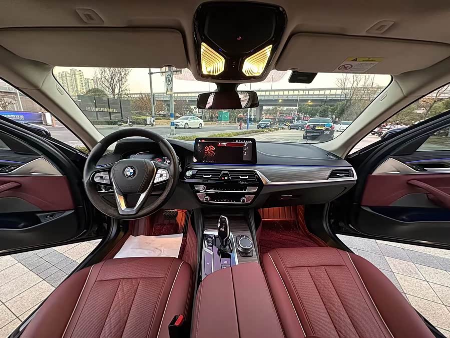 BMW 5 Series 2021