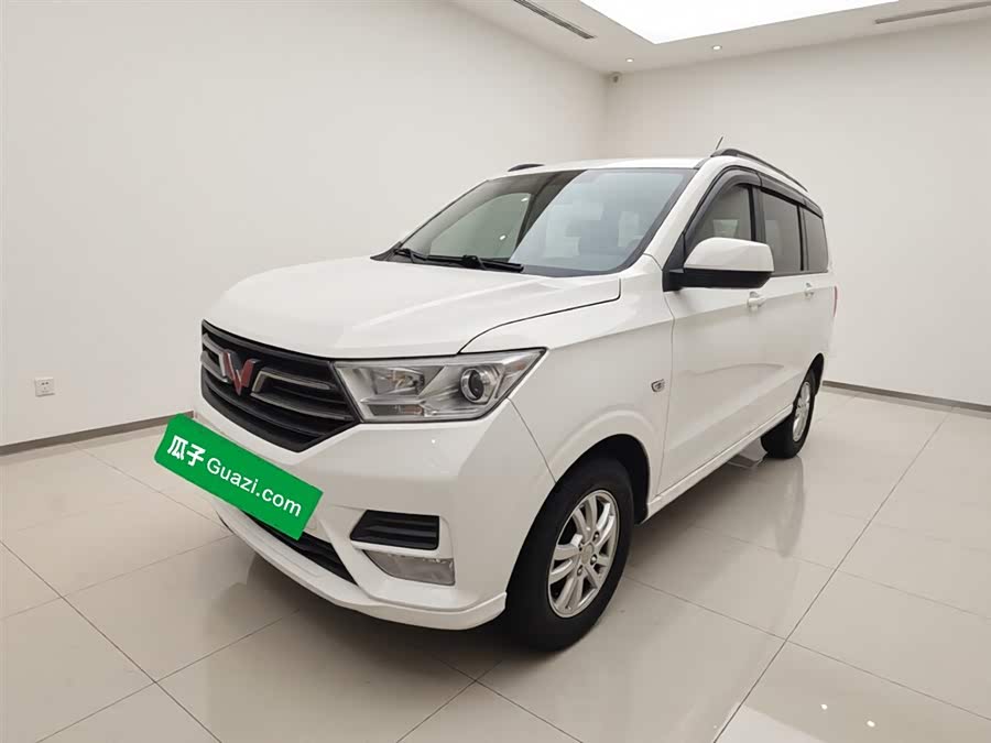 Wuling Hongguang 2019