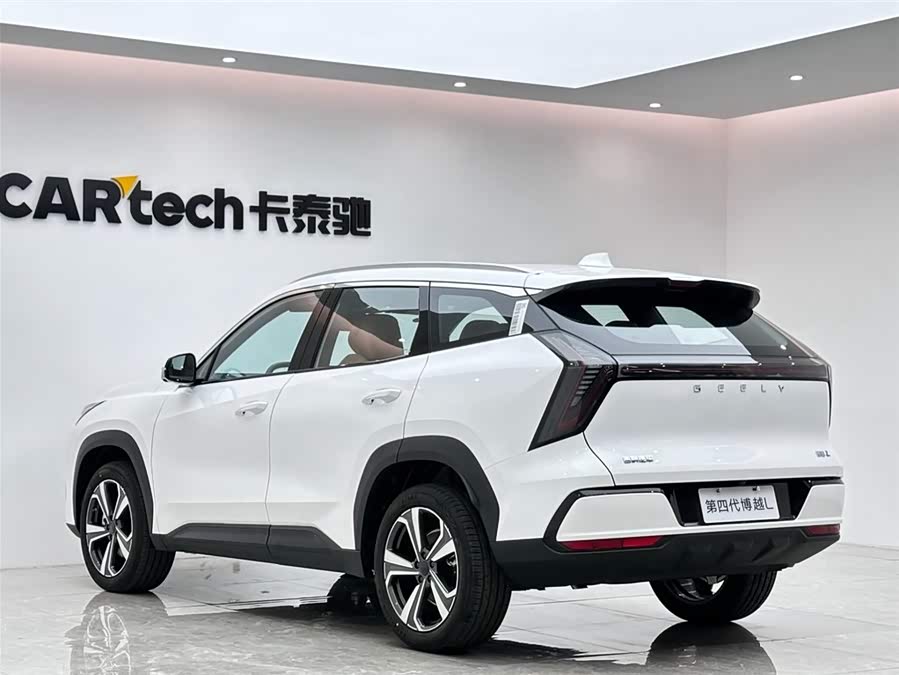 Geely Boyue L 2025