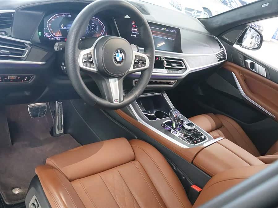 BMW X7 2022 — фото 12