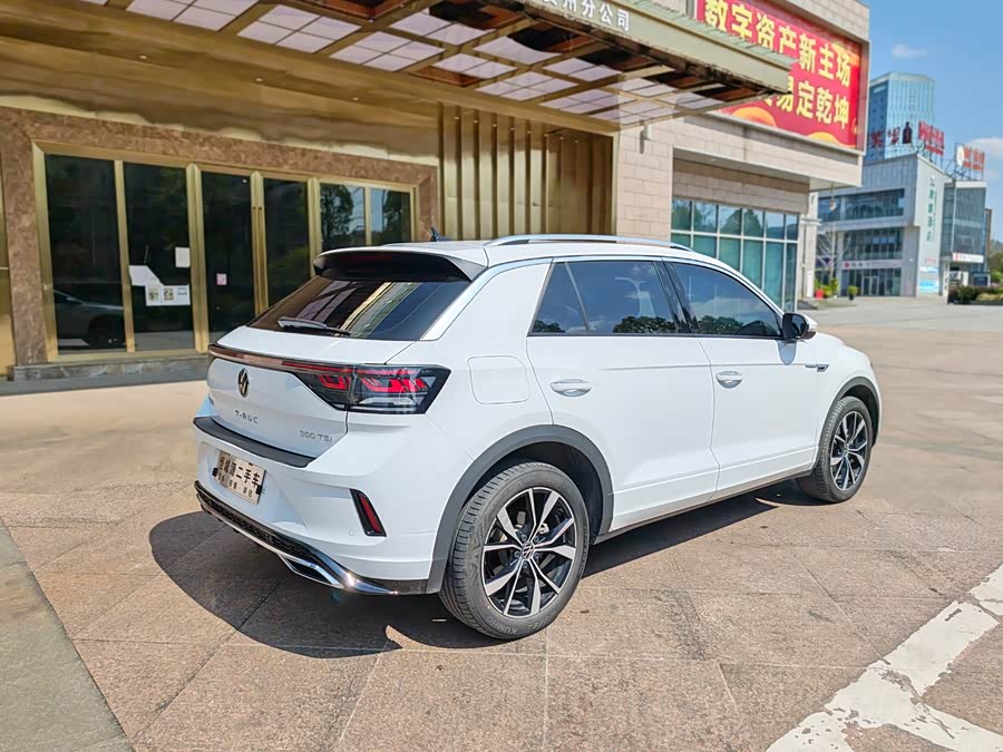 Volkswagen T-Roc 2024 — фото 10