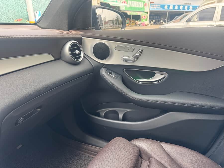 Mercedes-Benz GLC 2022