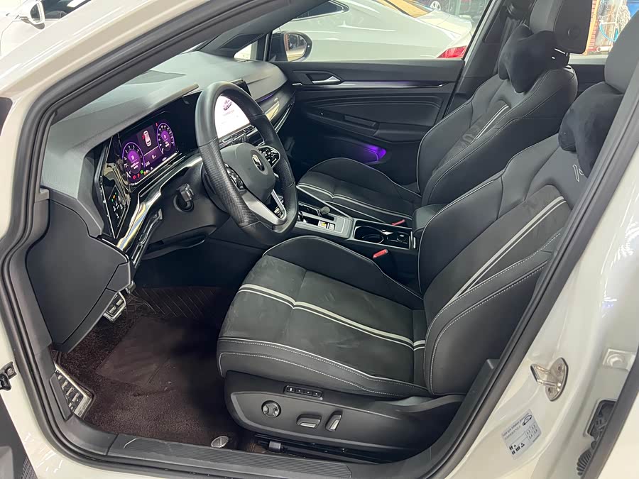 Volkswagen Golf 2023