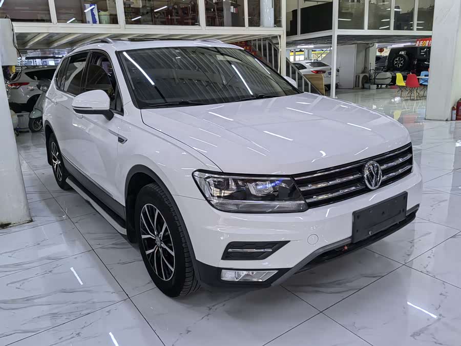 Volkswagen Tiguan L 2018