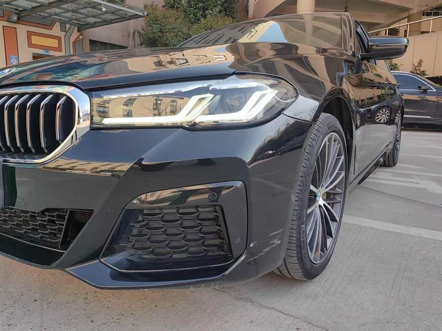 BMW 5 Series 2021