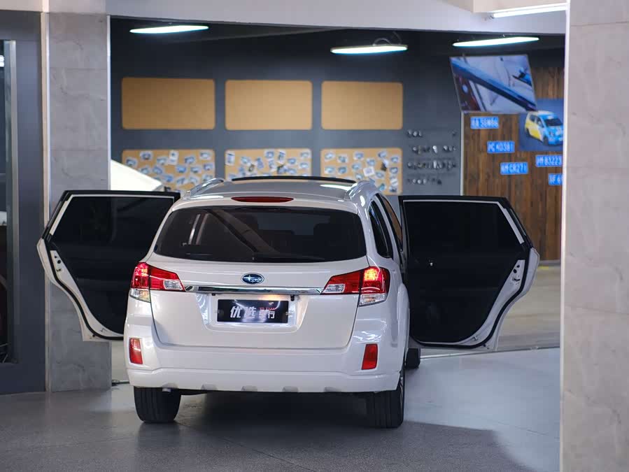 Subaru Outback 2013