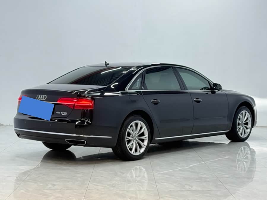 Audi A8 2014