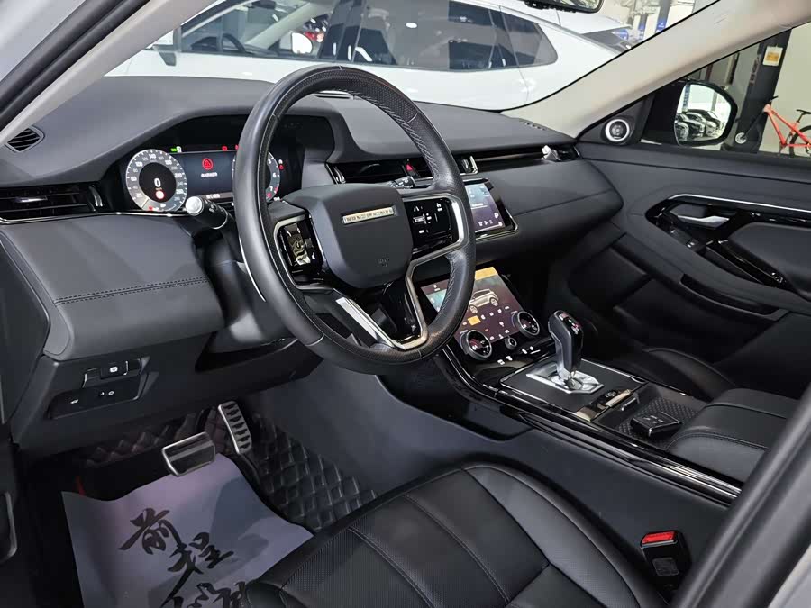 Land Rover Range Rover Evoque 2023