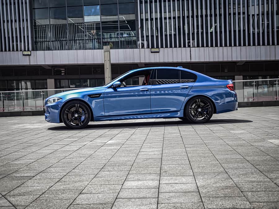 BMW M5 2014