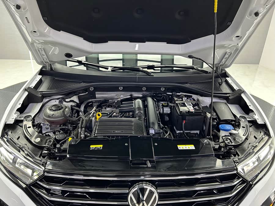 Volkswagen T-Roc 2022 — фото 22