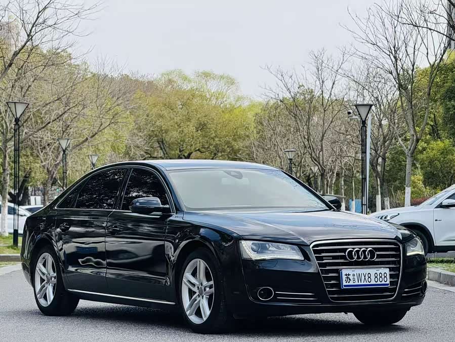 Audi A8 2011