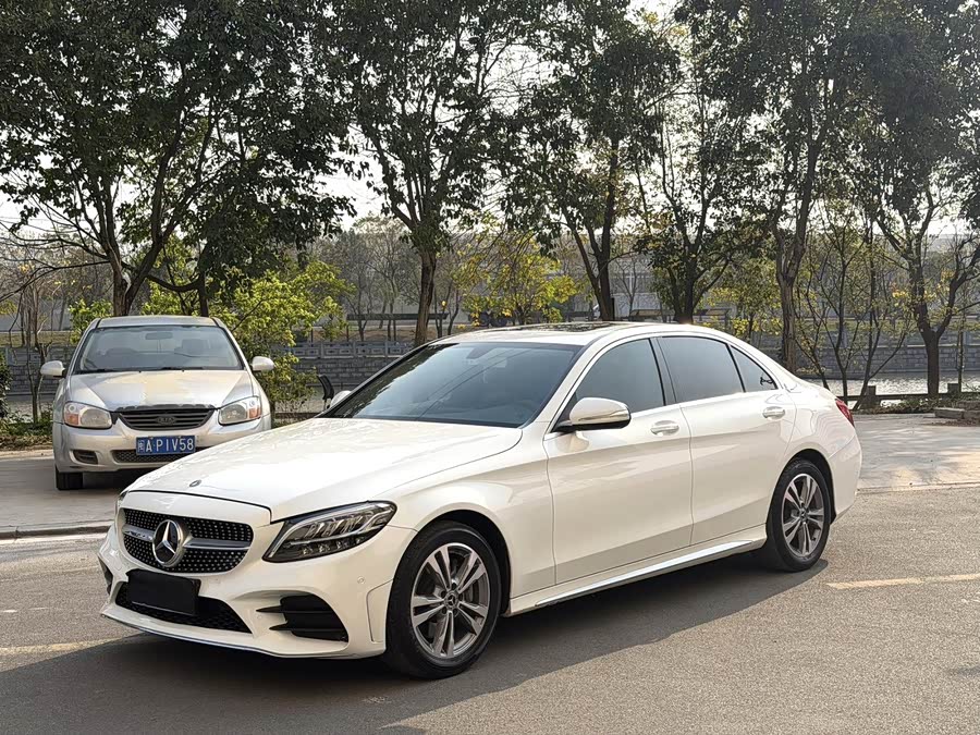 Mercedes-Benz C-Class 2020