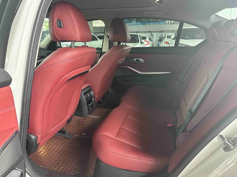 BMW i3 2024