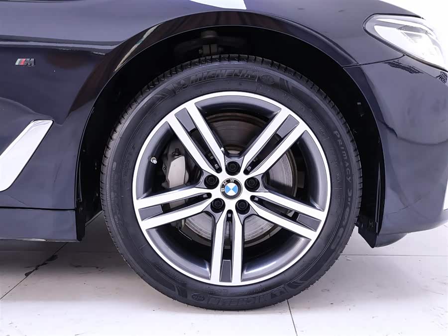 BMW 5 Series 2021