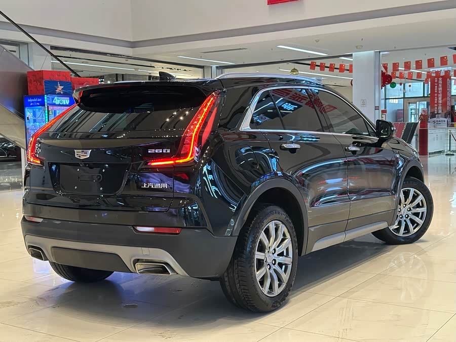 Cadillac XT4 2021