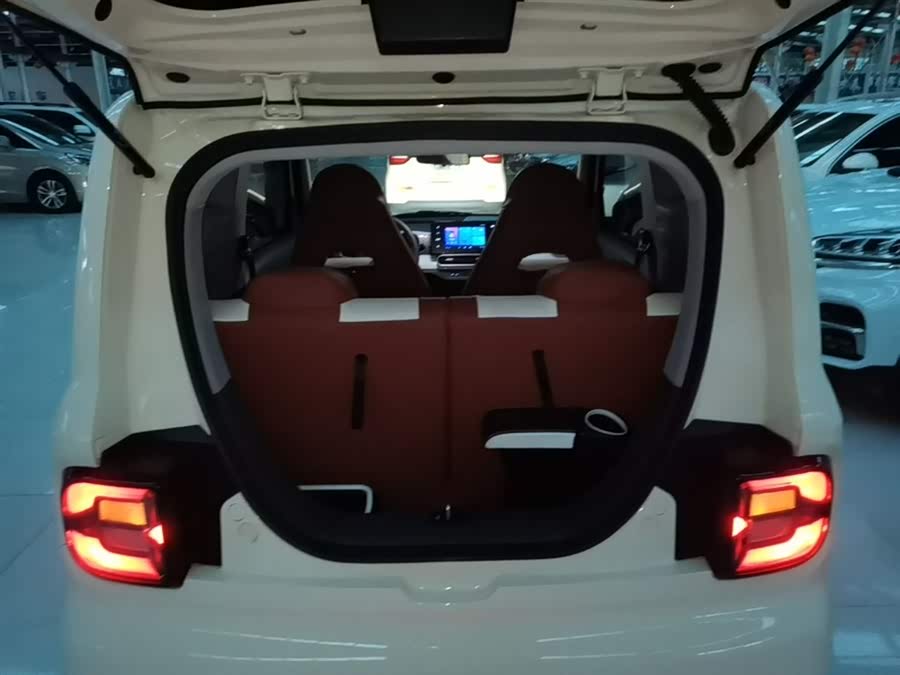 Geely Galaxy Panda 2025 — фото 19