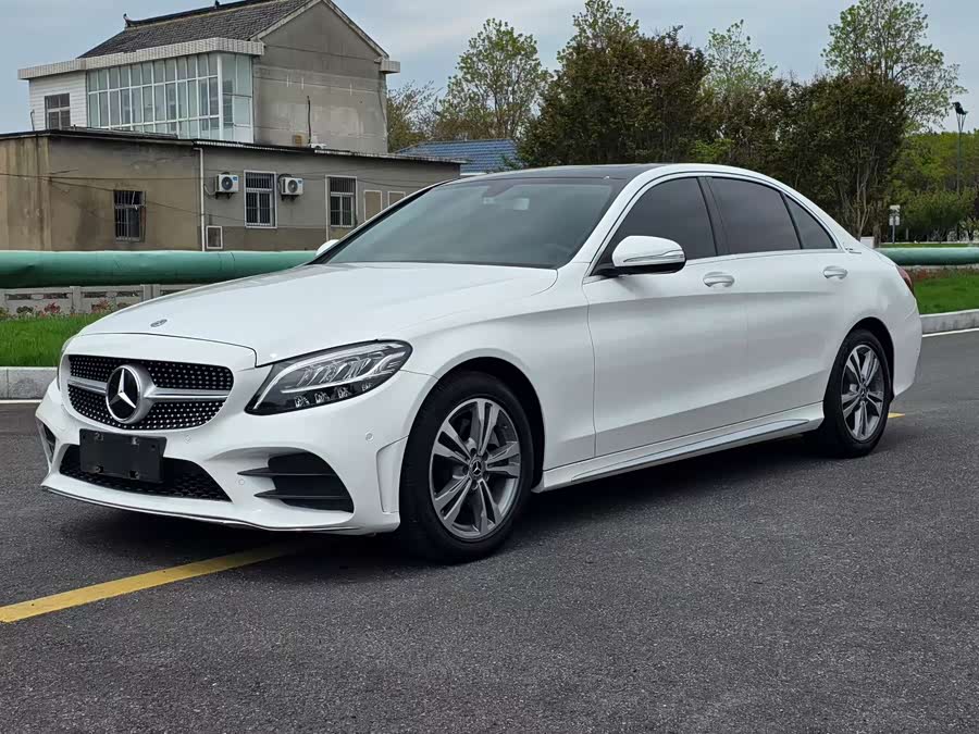 Mercedes-Benz C-Class 2020