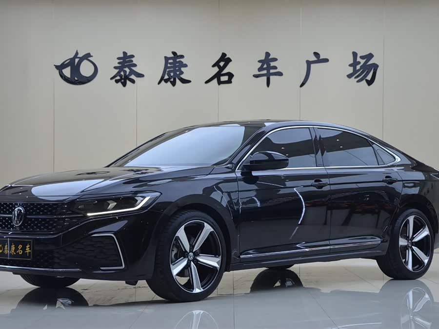 Volkswagen Passat 2023