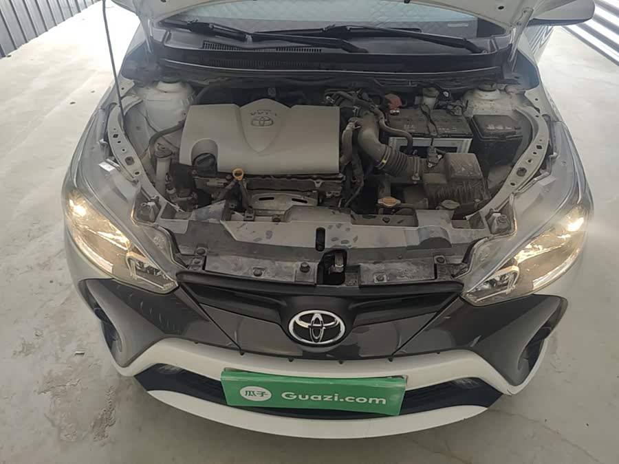 Toyota Yaris L 2016 — фото 20