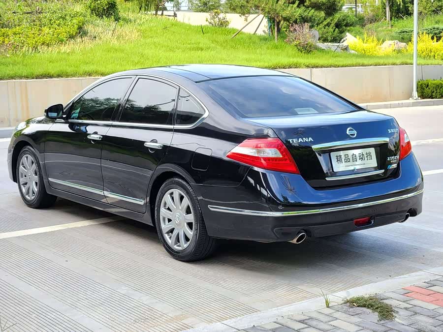 Nissan Teana 2011