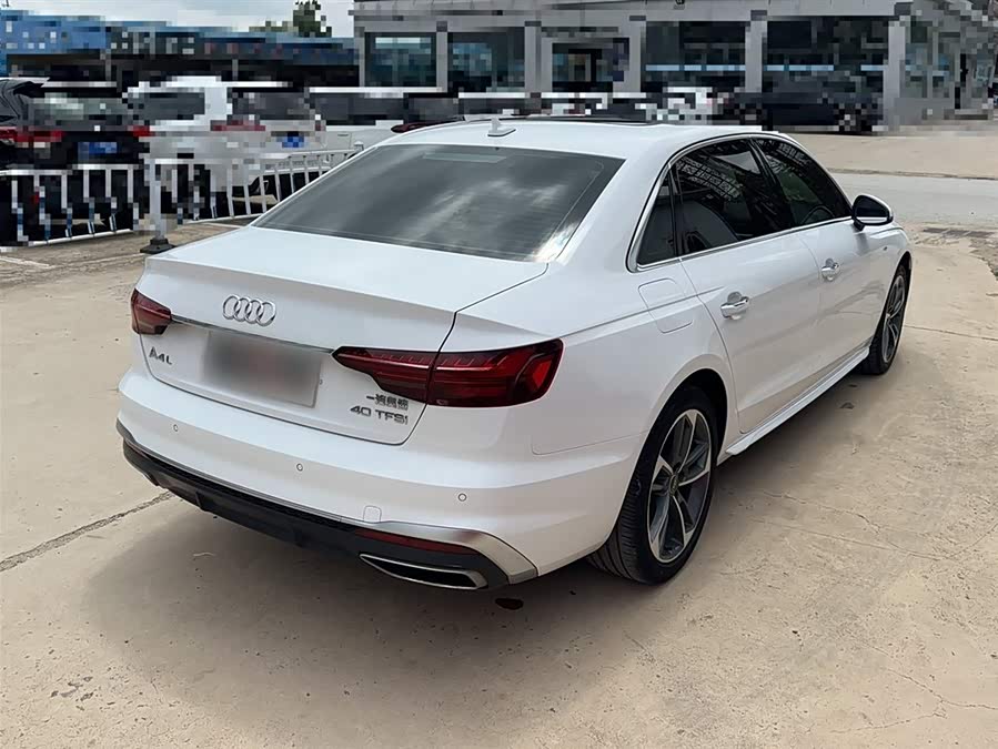 Audi A4L 2022