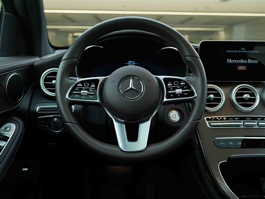 Mercedes-Benz GLC 2020 — фото 17