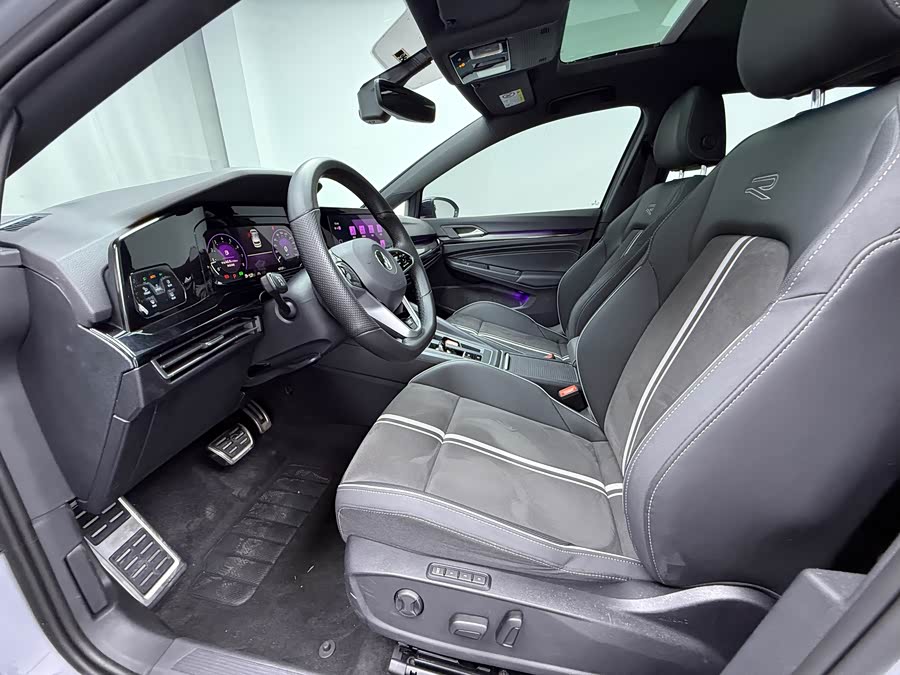 Volkswagen Golf 2023