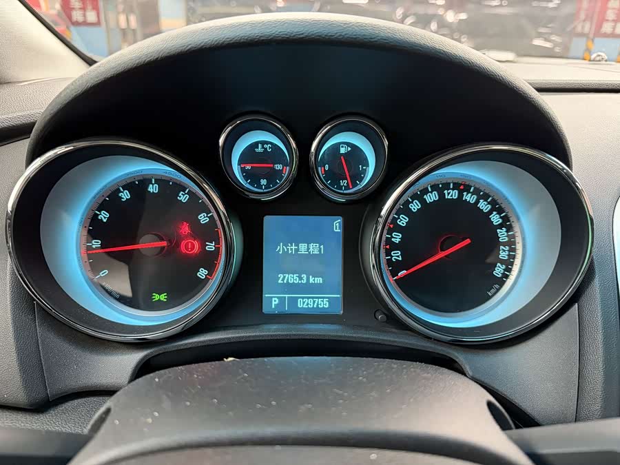 Buick Excelle 2010