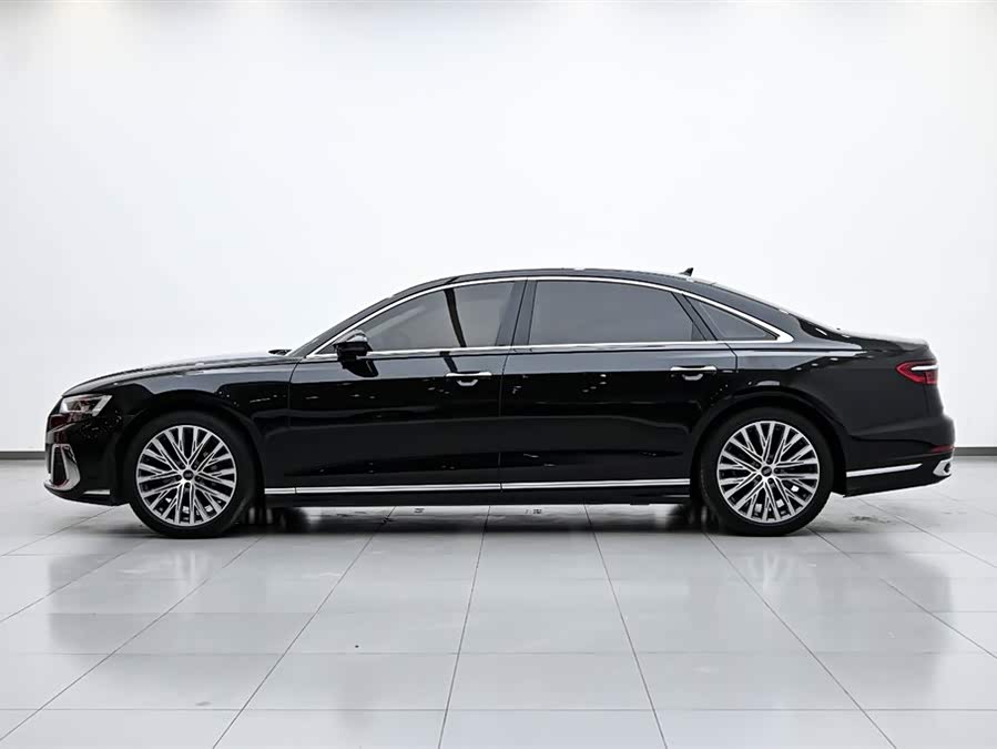 Audi A8 2024