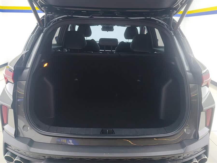 Geely Binyue 2022