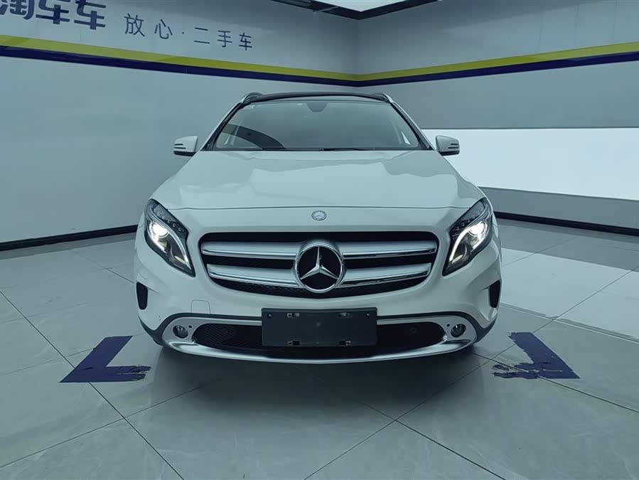 Mercedes-Benz GLA 2016